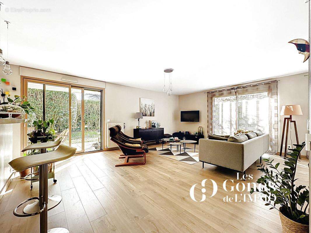 Appartement à TASSIN-LA-DEMI-LUNE