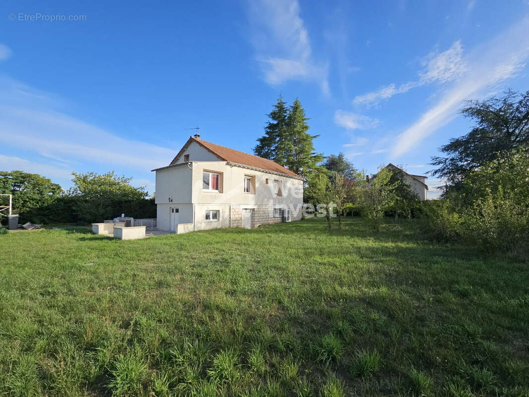 Vue façade Ouest - Maison à CHATELLERAULT