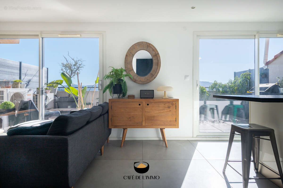 Appartement à MARSEILLE-12E