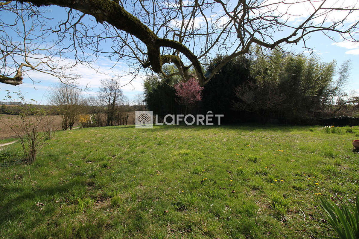 Maison à GOUT-ROSSIGNOL