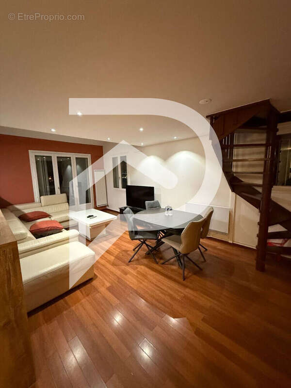 Appartement à BOISSY-SAINT-LEGER