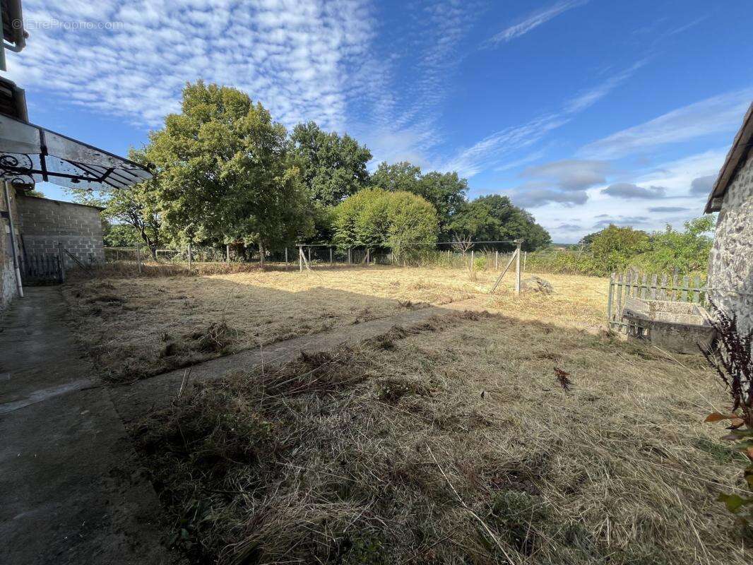 Maison à SAINT-AUVENT