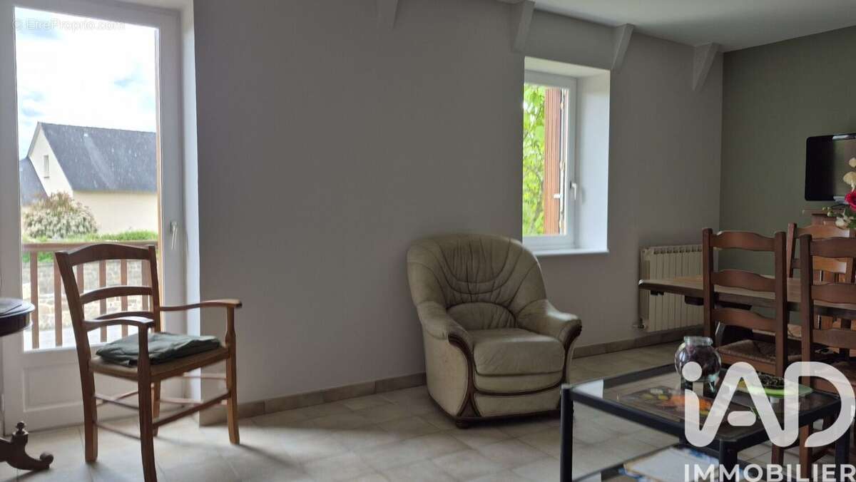 Appartement 100 m² à Saint-Felix-De-Lunel  - photo 6