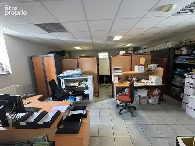 À SAISIR : Immeuble alliant beaux volumes et diverses possibilités d'aménagement ! - photo 2