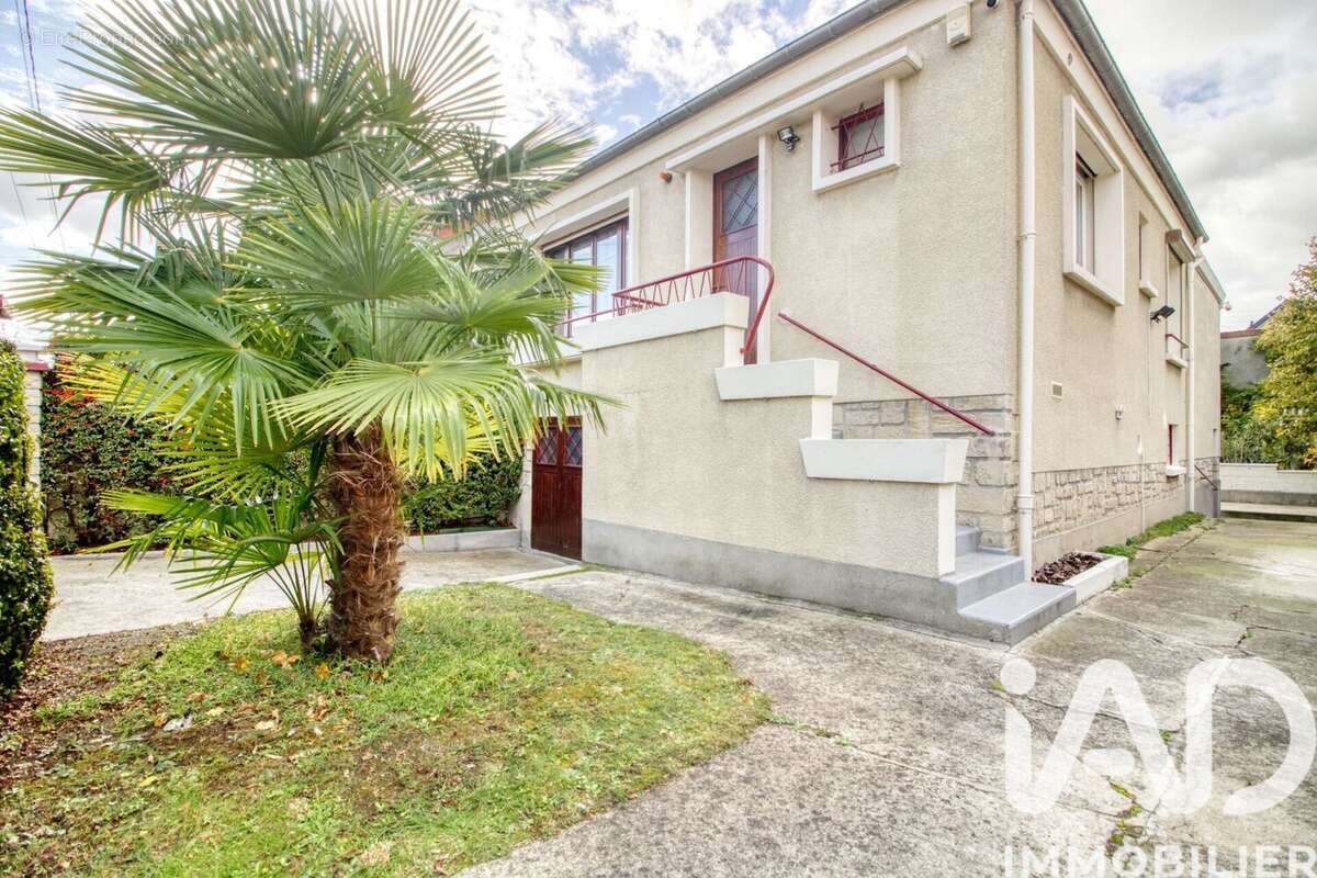 Maison 93 m² à Conflans-Sainte-Honorine  - photo 2