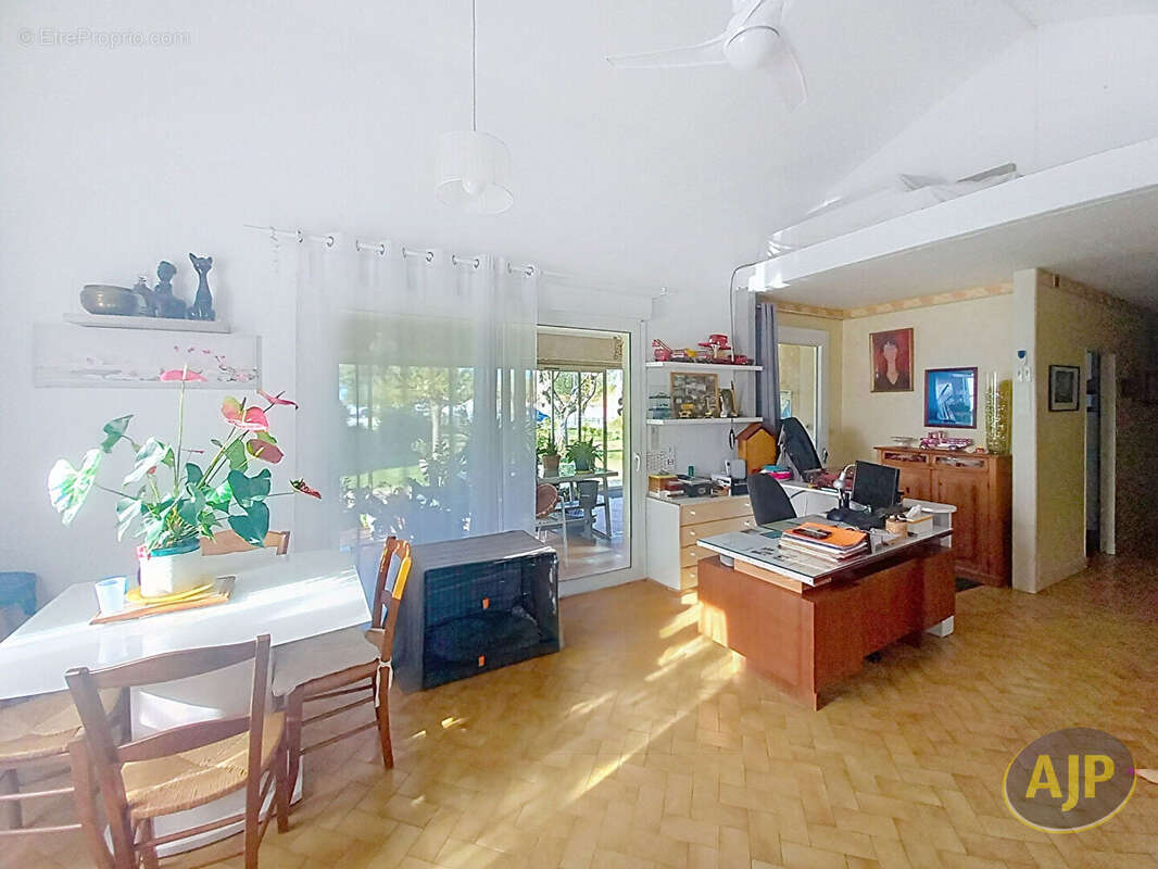 Maison à GAILLAN-EN-MEDOC