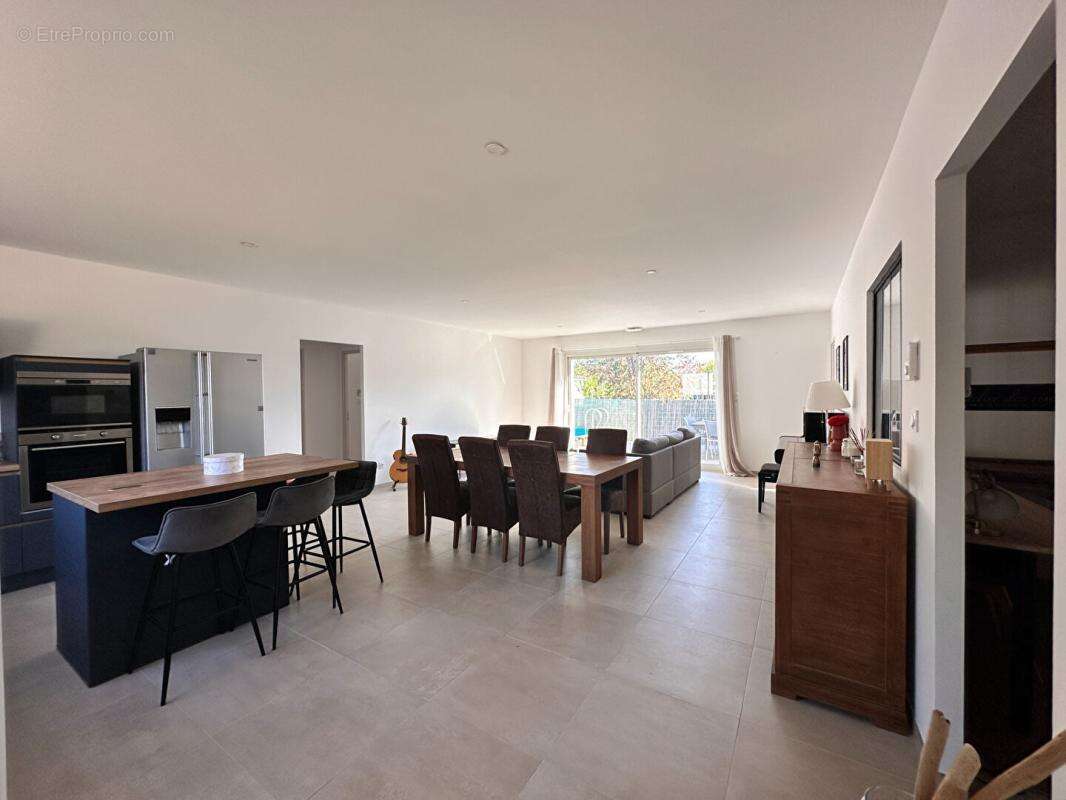 Maison 104 m² à Estillac  - photo 7