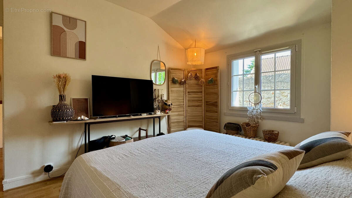 Maison à SAINT-NOM-LA-BRETECHE