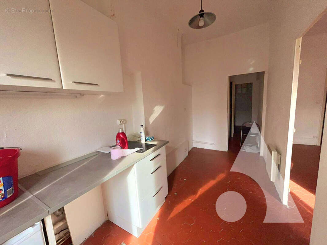 Appartement à SALERNES