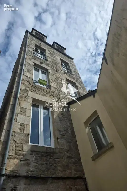 À vendre chez Christelle Mesnage Immobilier - DINAN centre-v - photo 2