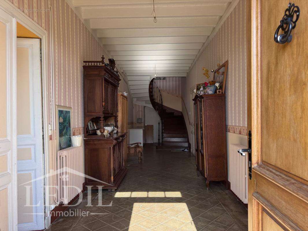 Maison à VALENCE-SUR-BAISE