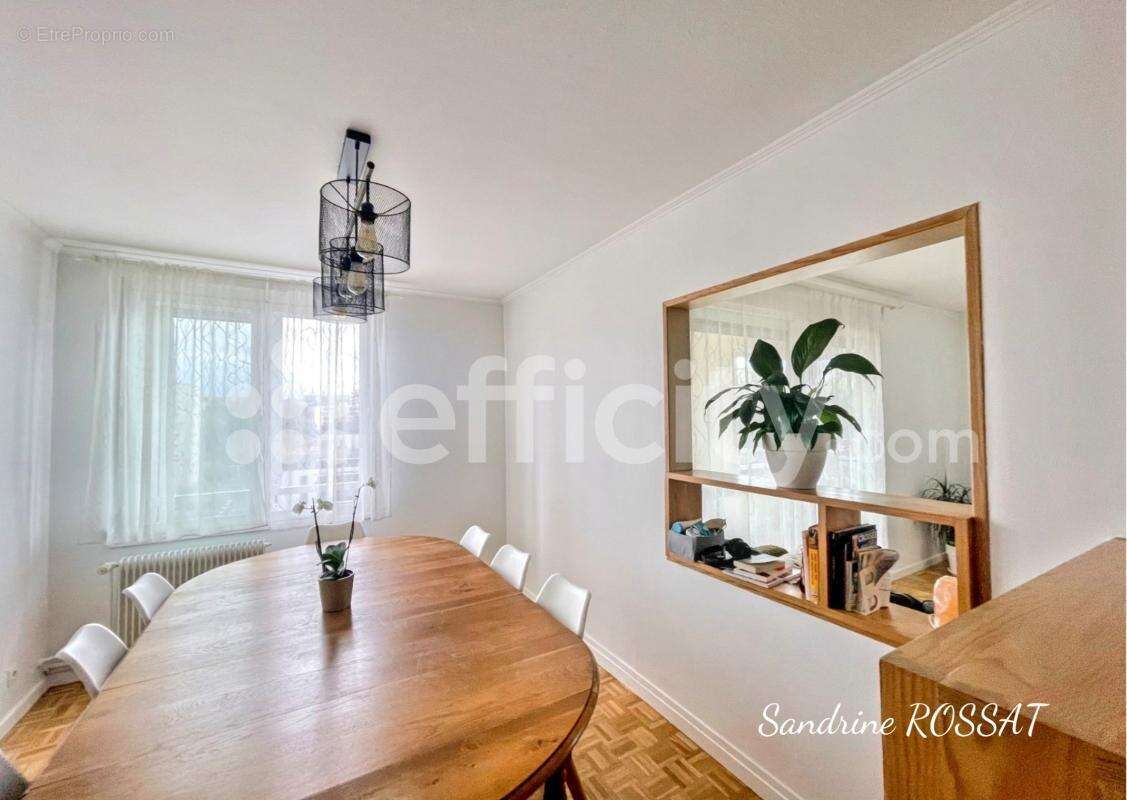 Appartement à LYON-5E