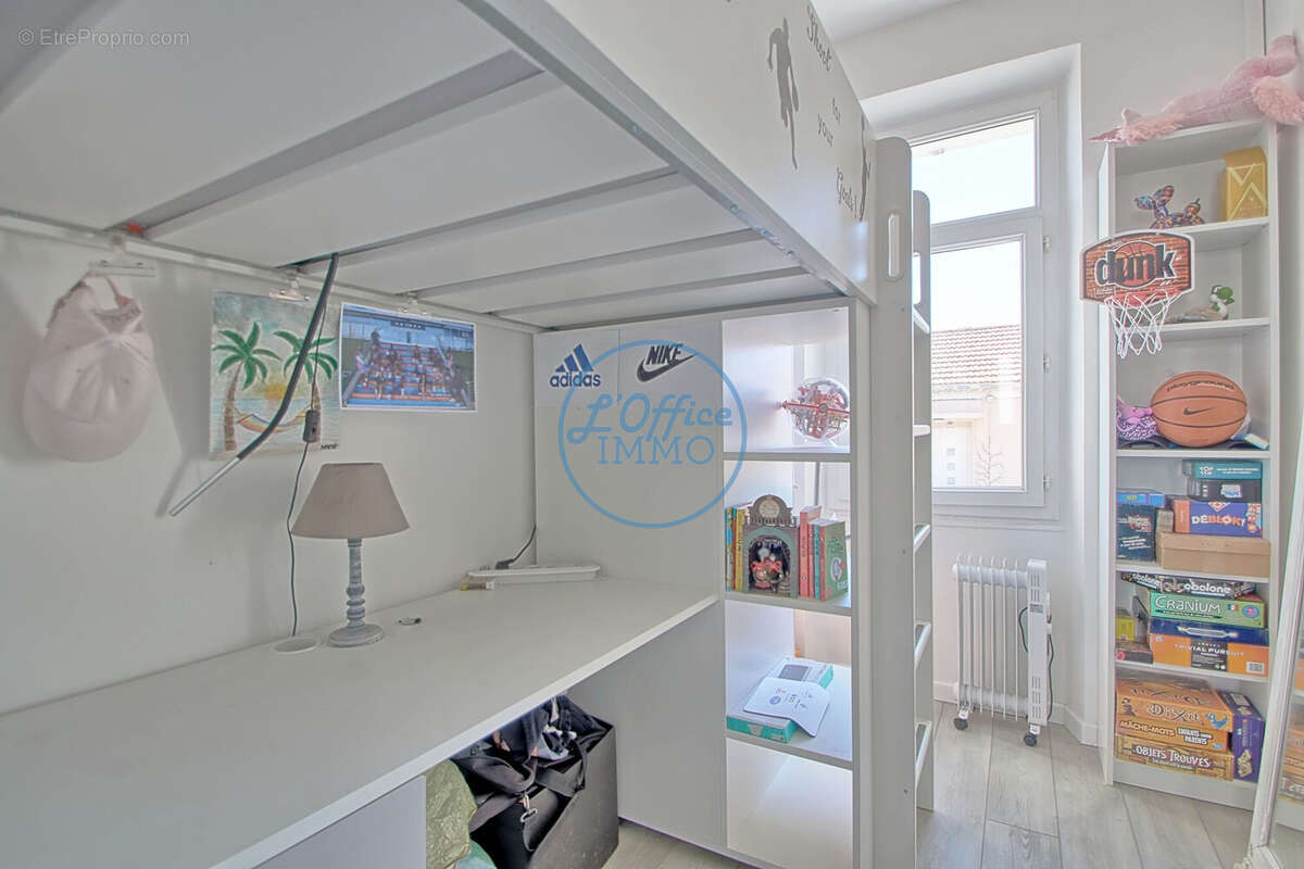 Maison 153 m² à Toulon  - photo 9