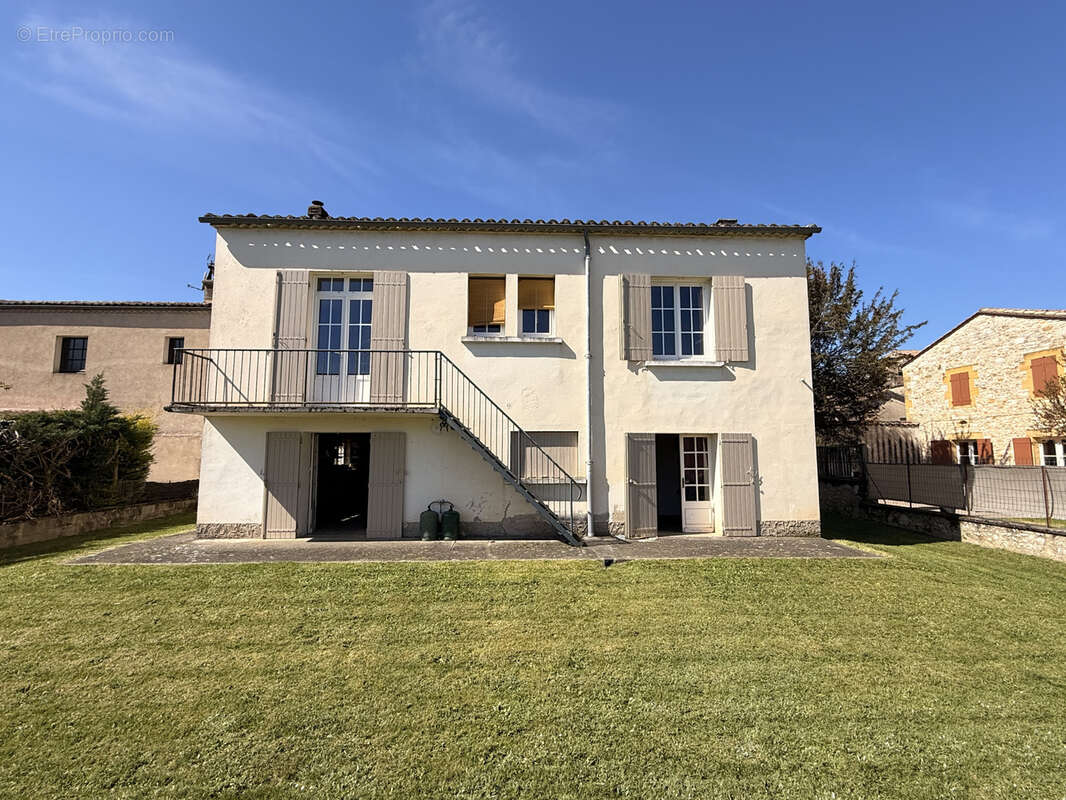 Maison à MONPAZIER
