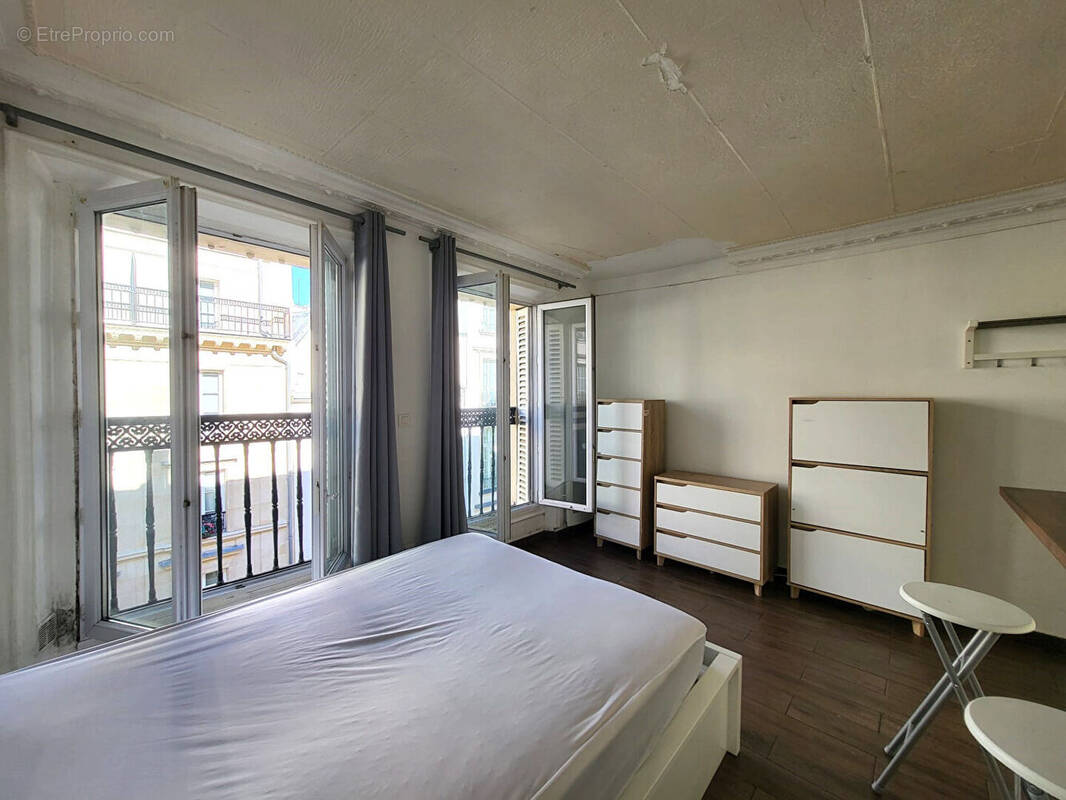 Appartement à PARIS-9E