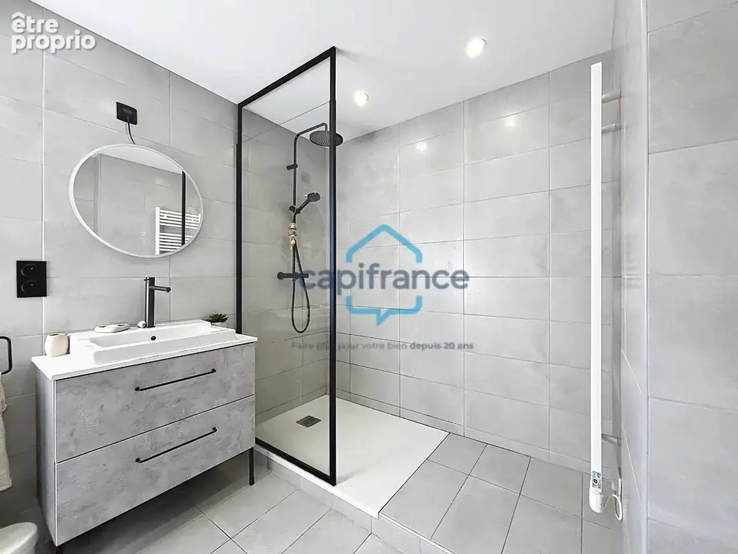 Trouville-sur-Mer – Appartement F2 avec vue mer, balcon, cave et stationnement privatif - photo 5