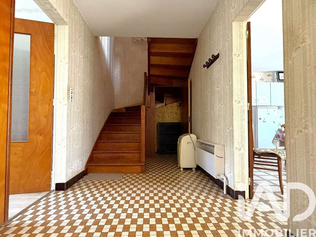Maison 220 m² à L'hermenault  - photo 8