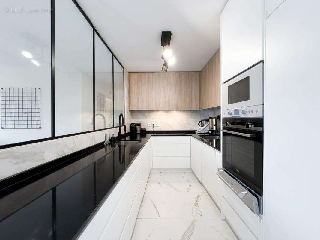 Appartement à PARIS-19E