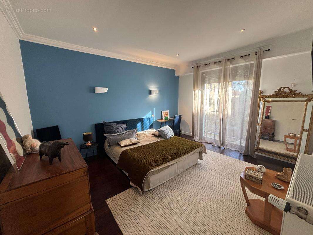 Pau Trespoey, villa à vendre - 220m² - 4 chambres, bureau, garage, buanderie et piscine - photo 20