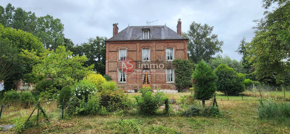 Corps de ferme 1,3 hectare - Vallée de la Varenne - photo 2