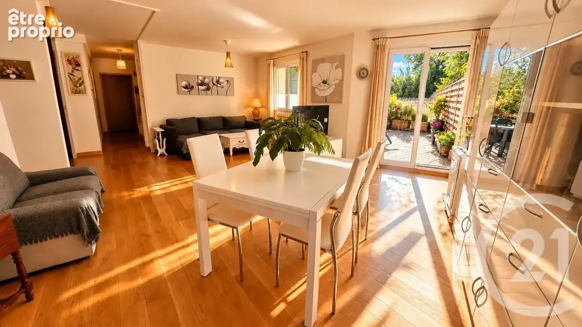 Appartement 4 pièces 88 m² à vendre à Vernon (27200) - photo 1