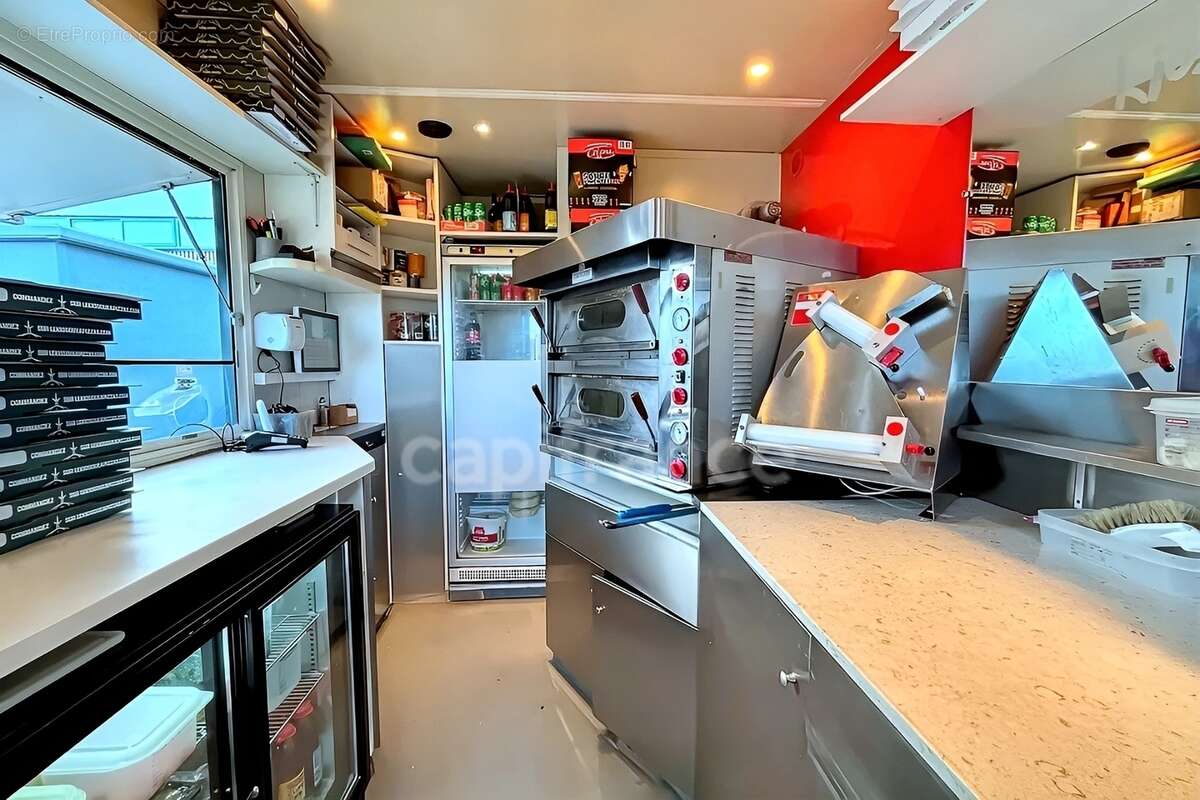 Plomeur (29) - Pizzeria à vendre - Emplacement premium à forte visibilité - Rentabilité immédiate - photo 3