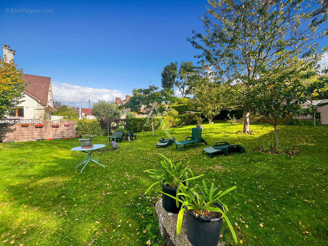Maison à TESSANCOURT-SUR-AUBETTE