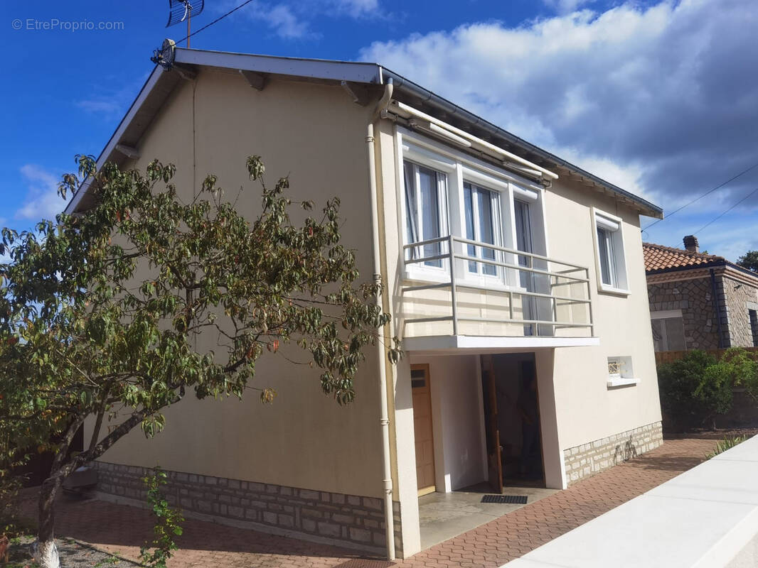 Maison à ROUMAZIERES-LOUBERT