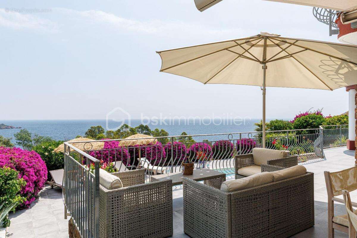 Maison à SAINT-RAPHAEL