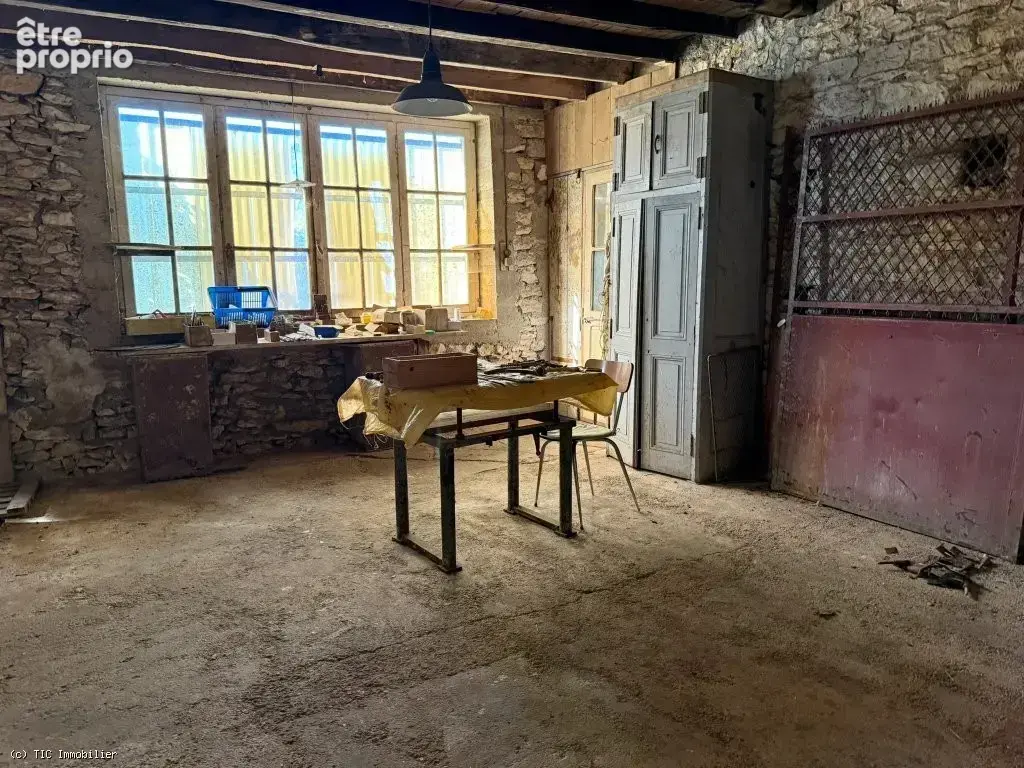 Maison Spacieuse Avec 5 Chambres et Dépendances - photo 30
