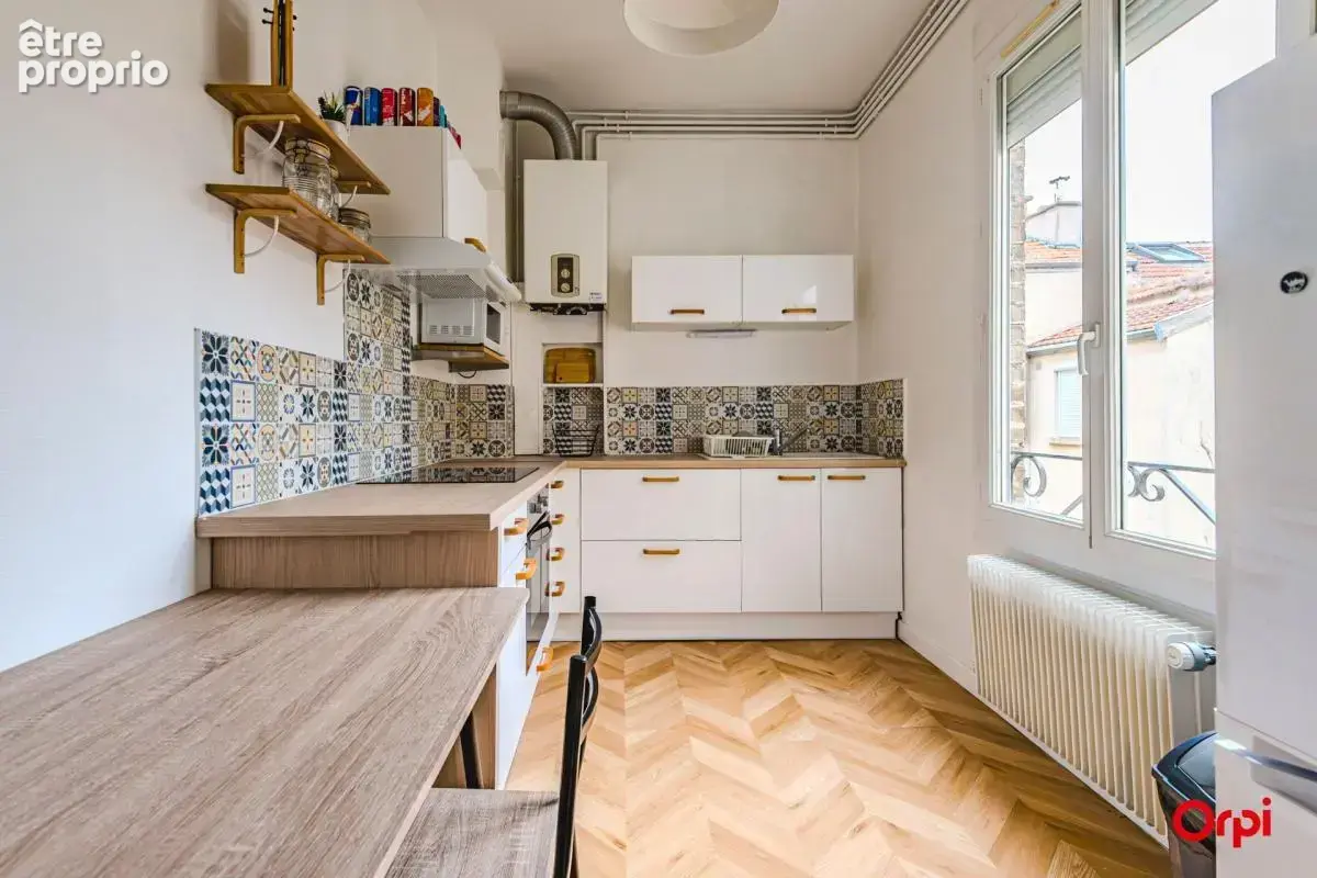 T2 44 m² rénové – Secteur Coutures – Aucun travaux – Faibles charges - photo 2