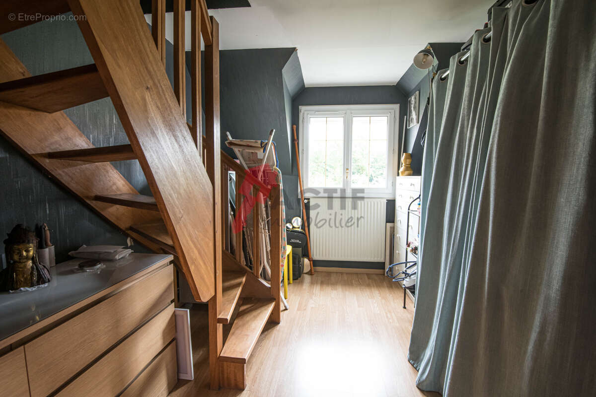 Maison à COURCOURONNES