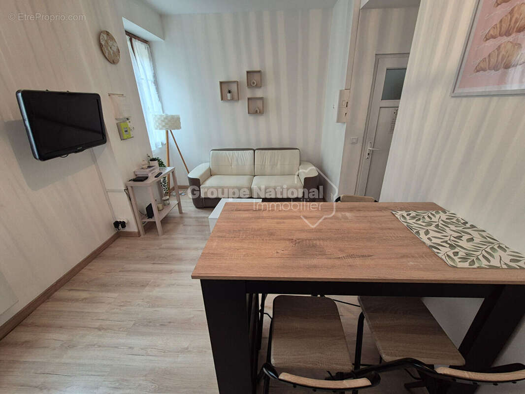Appartement à MERU