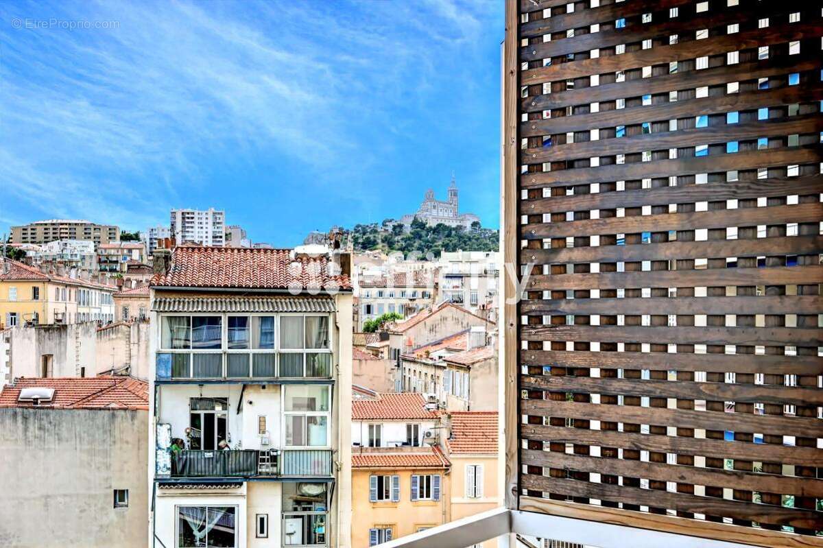 Appartement à MARSEILLE-6E