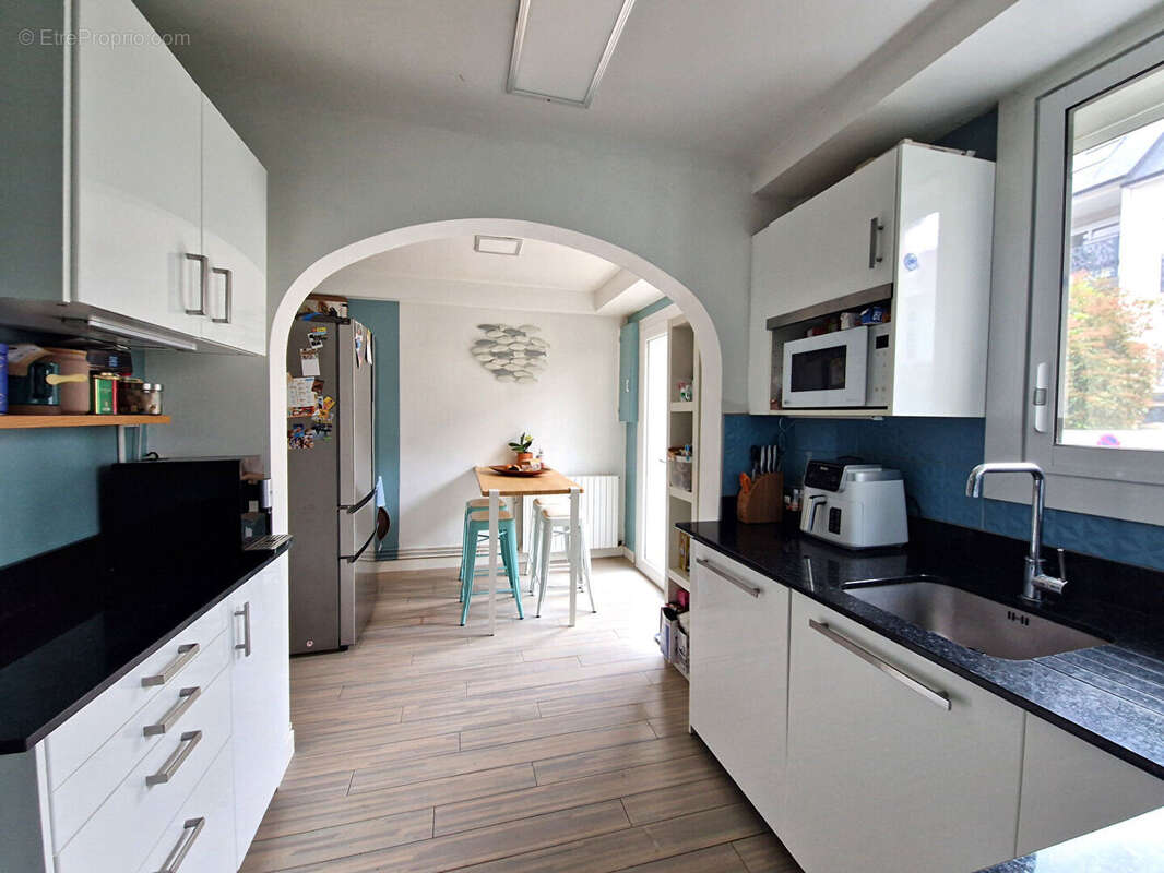Maison à SAINT-SEBASTIEN-SUR-LOIRE