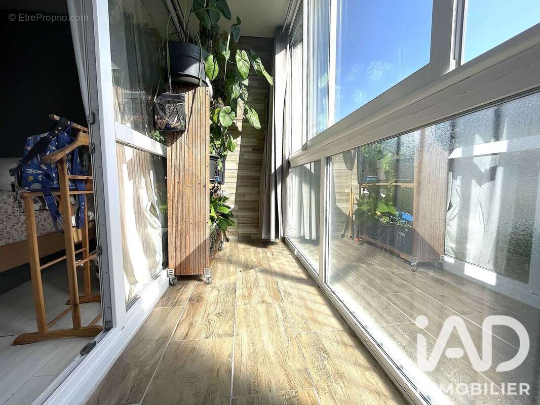 Appartement 64 m² à Evry  - photo 6
