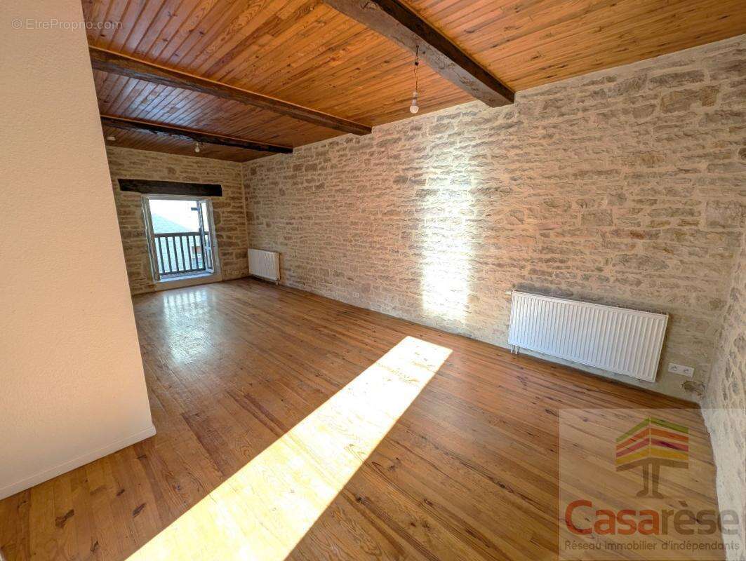 Maison à VILLENEUVE