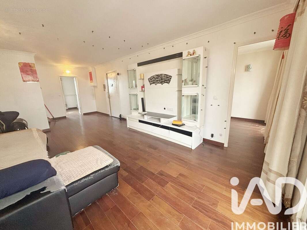 Photo 6 - Appartement à AUBERVILLIERS