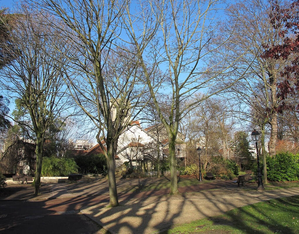 Appartement à COURBEVOIE