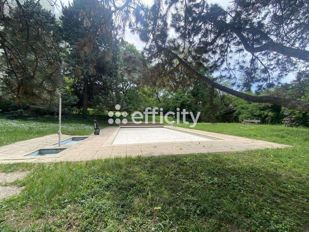 Appartement à LYON-4E