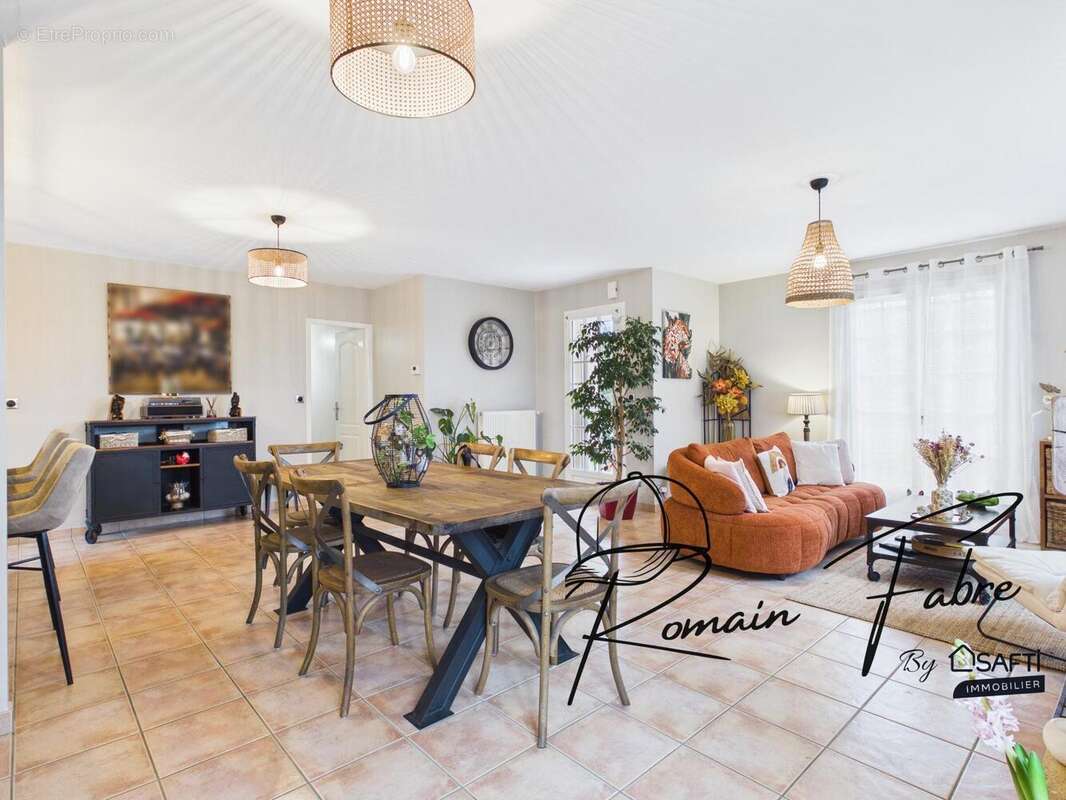 Photo 2 - Maison à PRIGNAC-ET-MARCAMPS