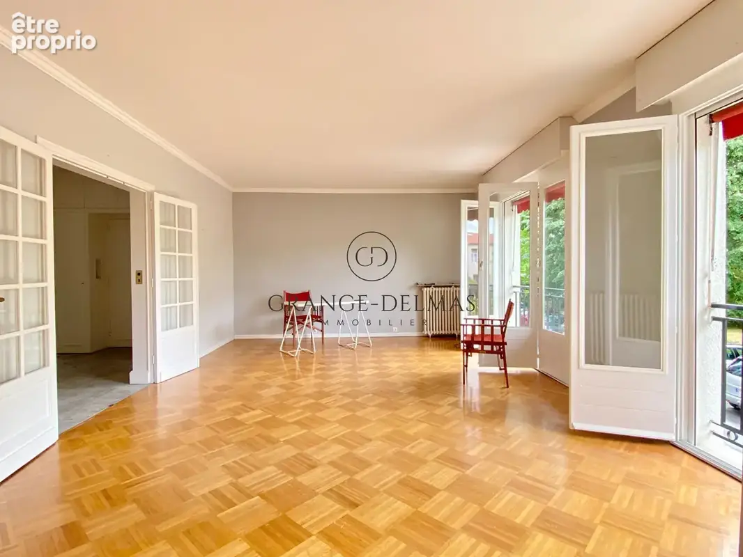 Appartement  DARCHAND avec ascenseur et garage - CAUDERAN CENTRE - photo 4
