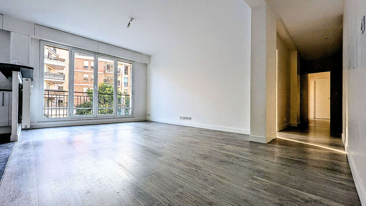 Appartement à SAINT-DENIS