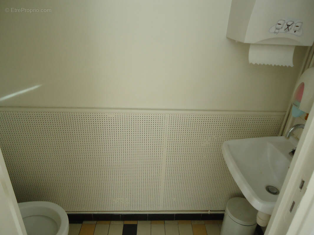 Local commercial Castelsarrasin - photo 5