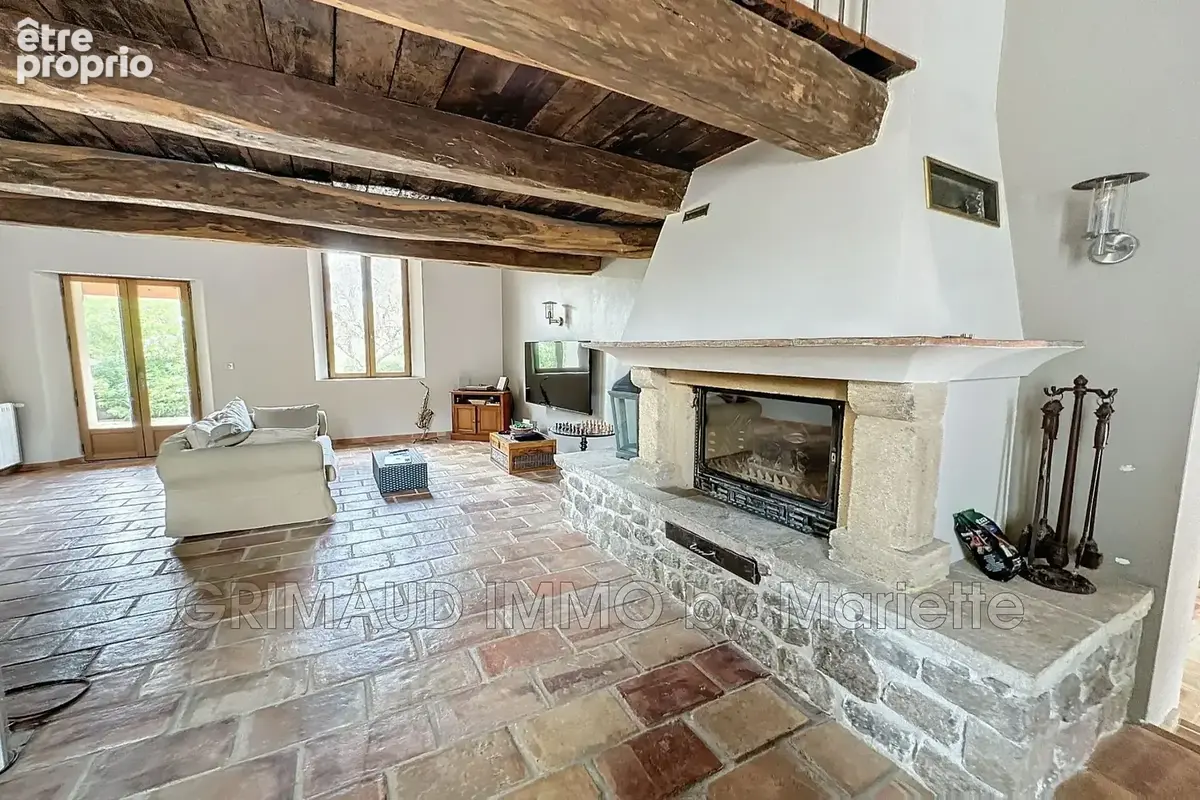 Maison 12 pièces 450 m² à vendre à Plan-De-La-Tour (83120) - photo 3