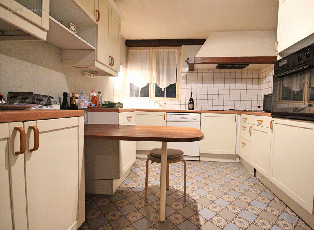 Maison à VERT-LE-PETIT