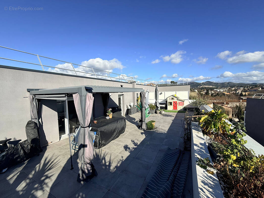 Appartement à MARSEILLE-13E