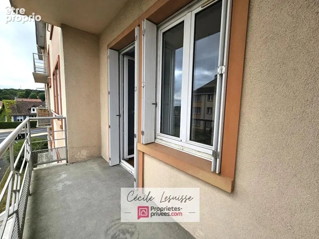 Appartement à NOTRE-DAME-DE-GRAVENCHON