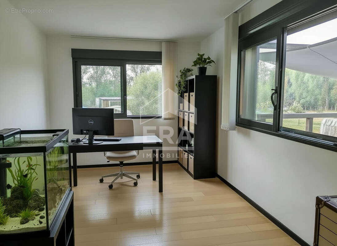 Maison à SAINT-SEURIN-SUR-L'ISLE