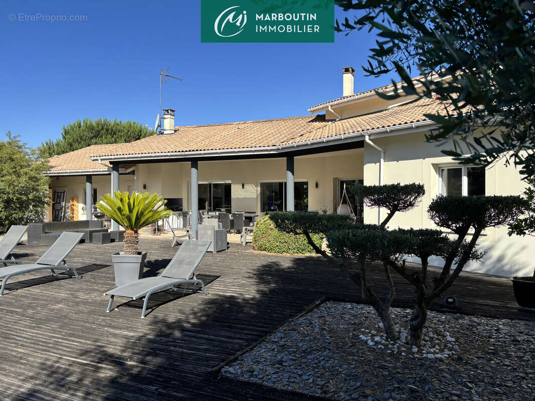 Maison contemporaine de plain pied avec piscine - photo 10